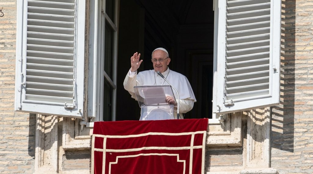 El papa que operó su agenda entre misas y llamadas a Putin: León XIV deja el Gemelli y vuelve al Vaticano