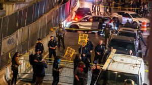 Choque de poderes en Nueva York: el tiroteo del ICE contra un dominicano aviva la batalla entre la ciudad y la administración Trump