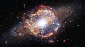Telescopio James Webb observa el desarrollo de una supernova en el universo primitivo