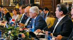 RD proyecta en España su ambición logística: consolidarse como el hub del Caribe