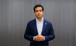 El senador Omar Fernández sostiene que el problema tras el partido RD-Haití está «fuera del estadio»: la frontera y la migración irregular
